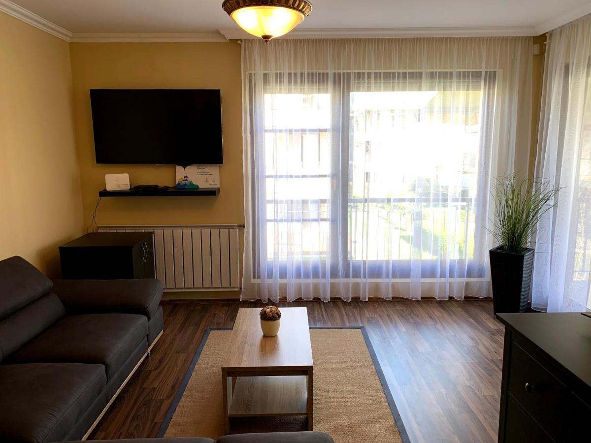 Lakeside Luxury Apartment Zamárdi Eksteriør billede