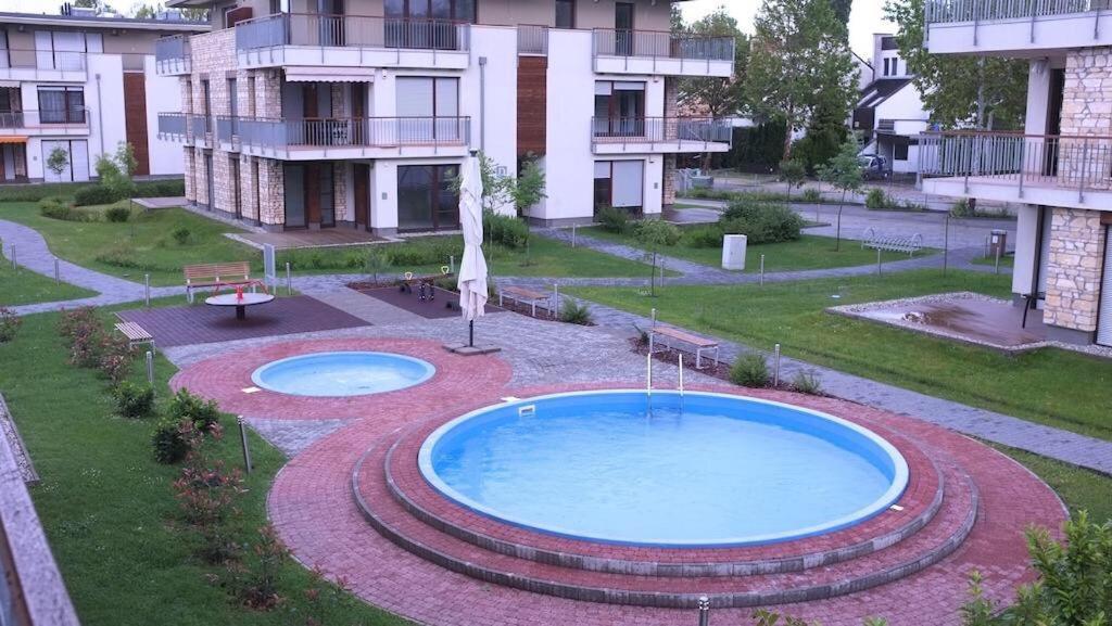 Lakeside Luxury Apartment Zamárdi Eksteriør billede